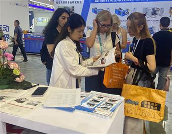 金鋒帶鋸床領(lǐng)航上海展會(huì)